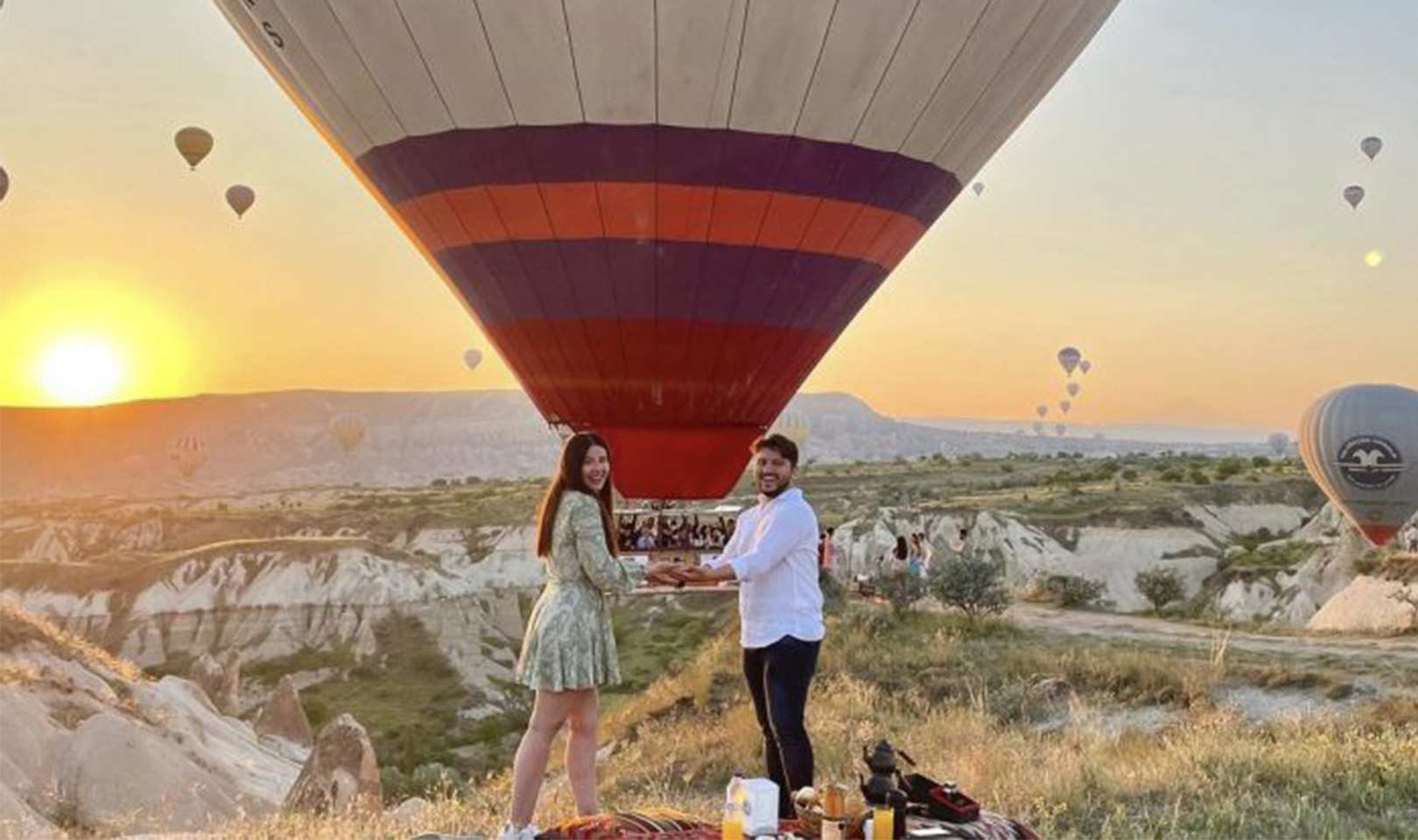 Balon Manzaralı Kahvaltı Konsepti Evlilik Teklifi2
