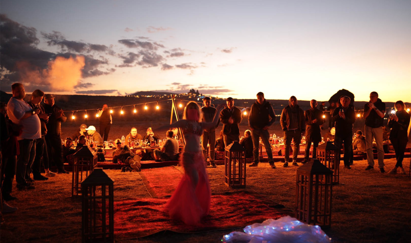 Günbatımı Vadide Piknik Konsepti (1)