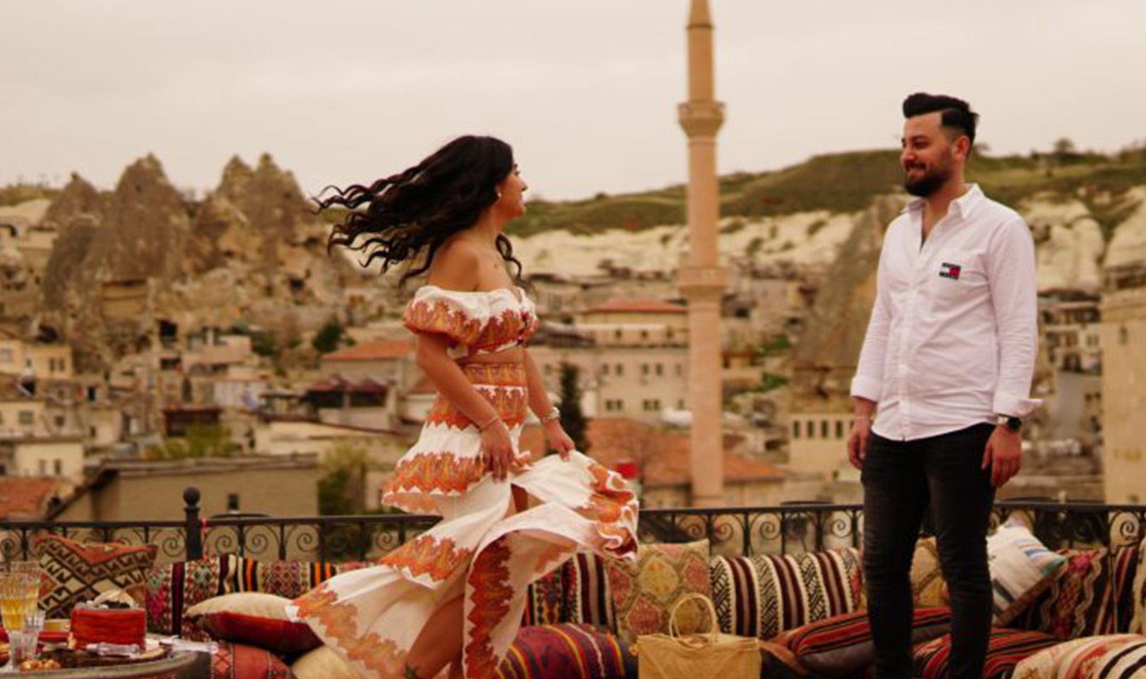 Teras Evlilik Teklifi3